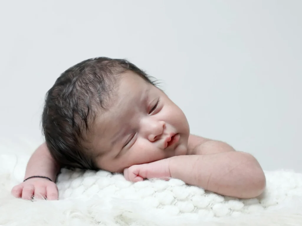 3 Aylık Bebek: Gülümsemeler, Etkileşim ve Gelişimde Yeni Adımlar