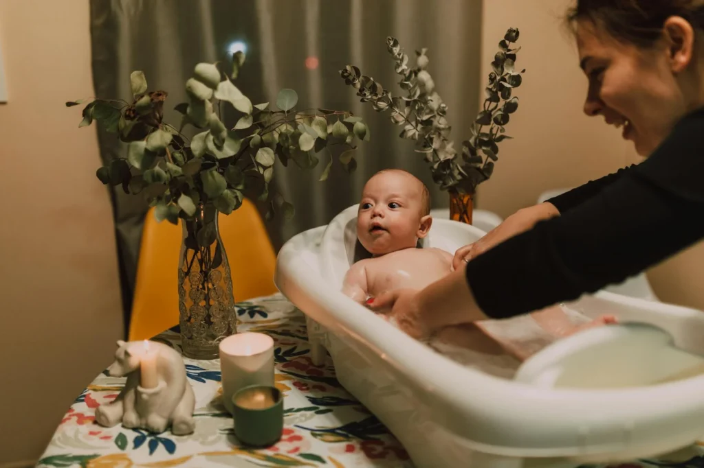 4 Haftalık Bebek: Banyo Rutinini Nasıl Sakinleştirirsiniz?