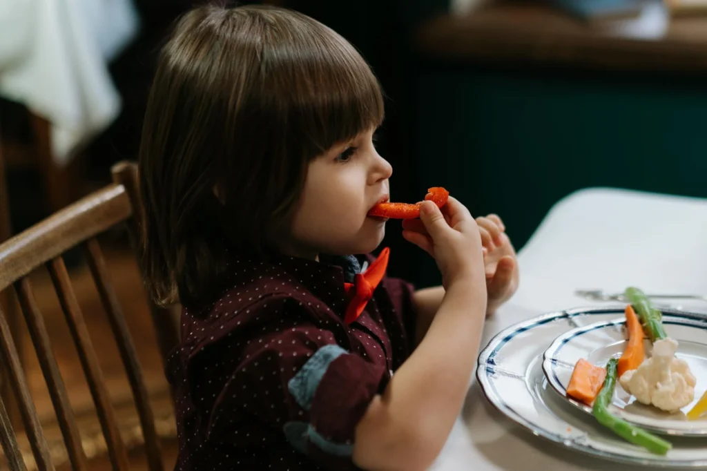 7 Aylık Bebek: Parmak Gıdalar Dünyasına Güvenli Bir Giriş